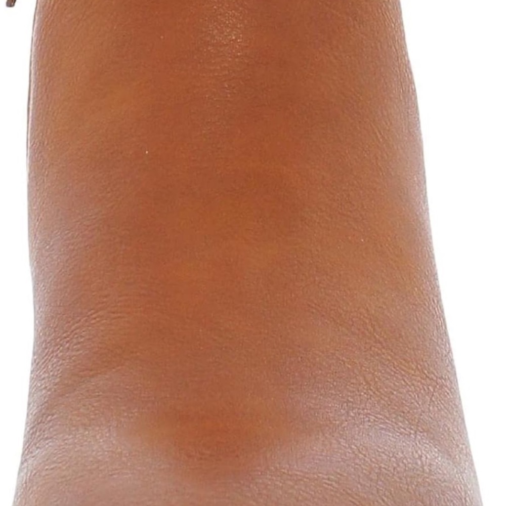 BARETRAPS MARCONI TAN BOOTIES. Faux leather. Worn once. Size 6 1/2. VGC. - Picture 3 of 7